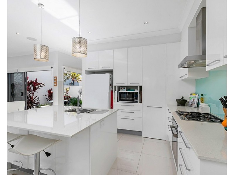 17/92-94 Sturgeon Street, Ormiston QLD 4160