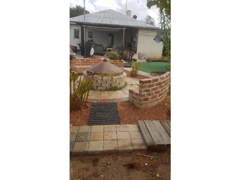 6 Millington Street, Northam WA 6401