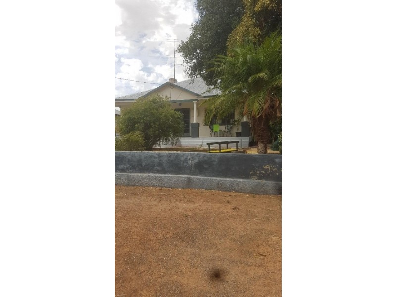 6 Millington Street, Northam WA 6401