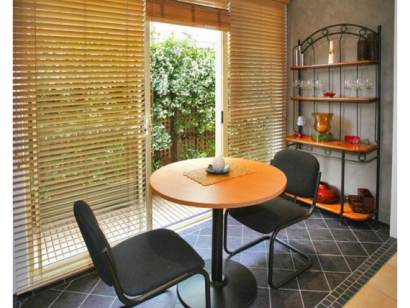 1/13 Bluff Avenue, Elwood VIC 3184