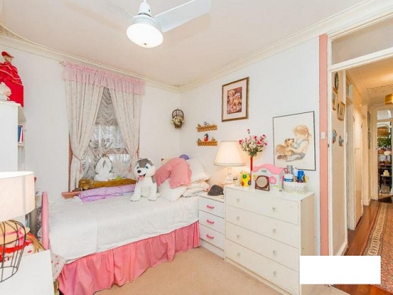 32 Cameron Street, Embleton WA 6062