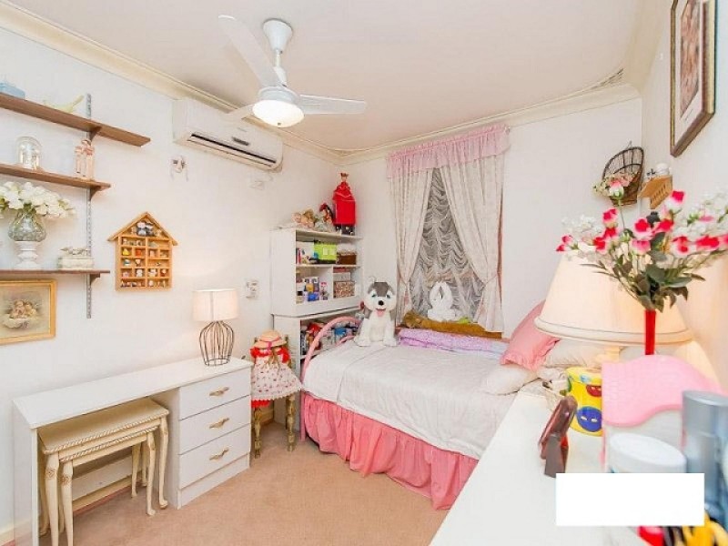 32 Cameron Street, Embleton WA 6062