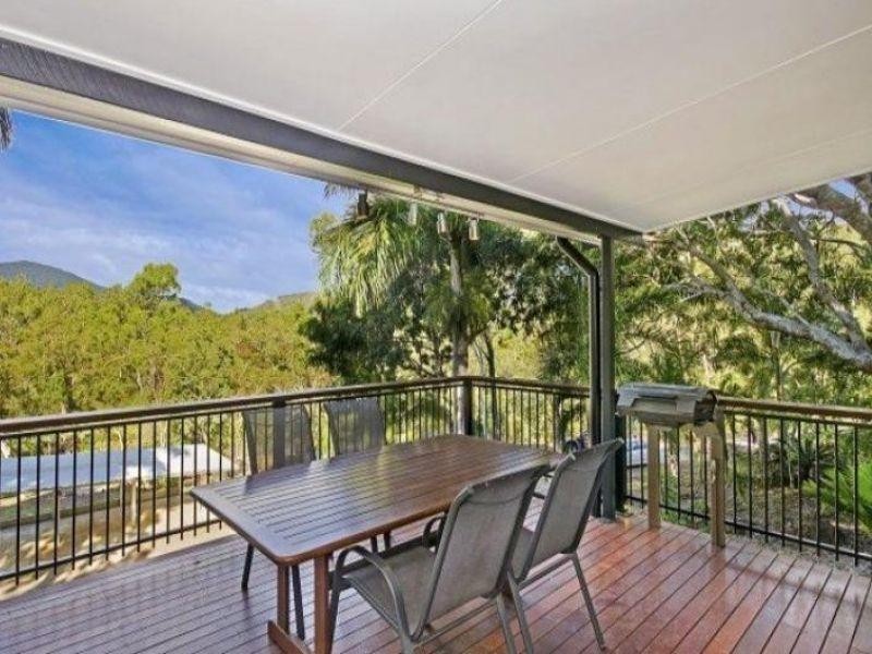 32 Mount Elliot Drive, Alligator Creek QLD 4816