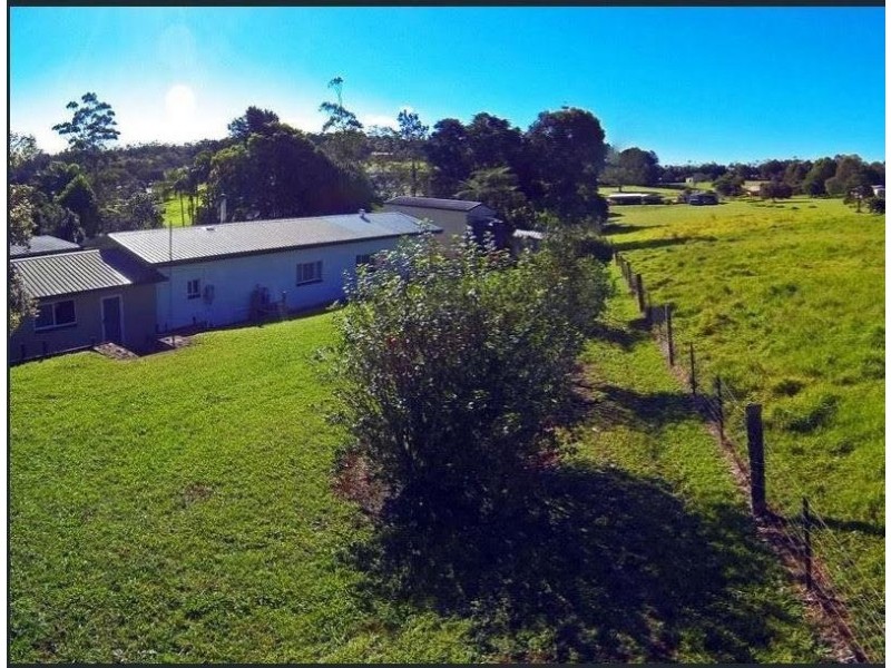 63 Dowling Close, Malanda QLD 4885