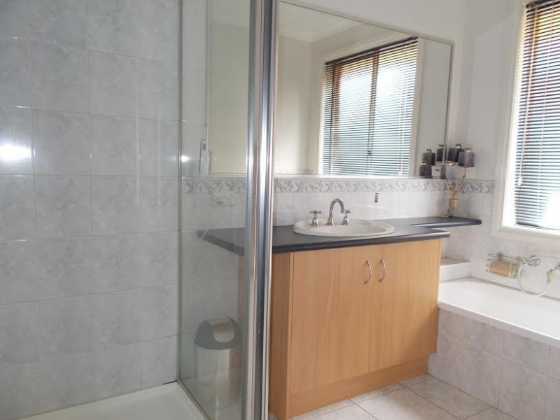 Narre Warren South VIC 3805