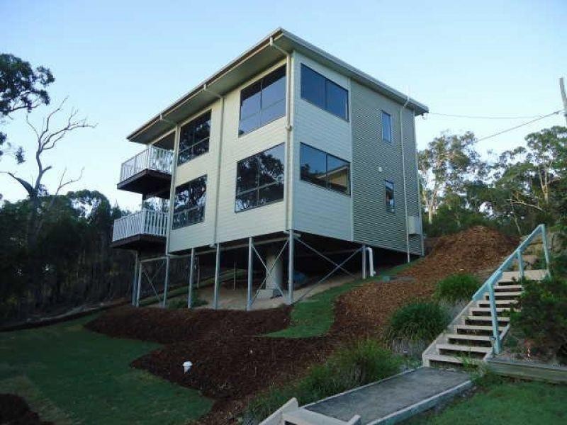 12 Leichhardt Terrace, Russell Island QLD 4184