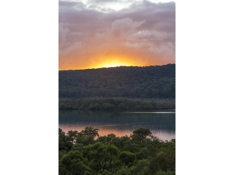 12 Leichhardt Terrace, Russell Island QLD 4184