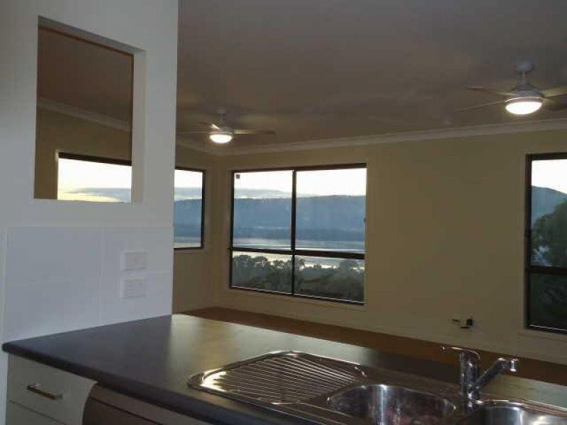 12 Leichhardt Terrace, Russell Island QLD 4184
