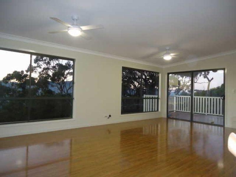 12 Leichhardt Terrace, Russell Island QLD 4184