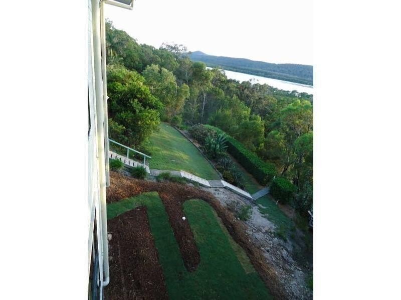 12 Leichhardt Terrace, Russell Island QLD 4184