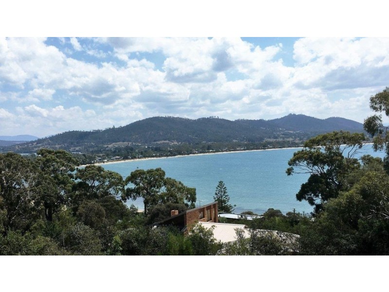 14 Bayside Drive, Lauderdale TAS 7021