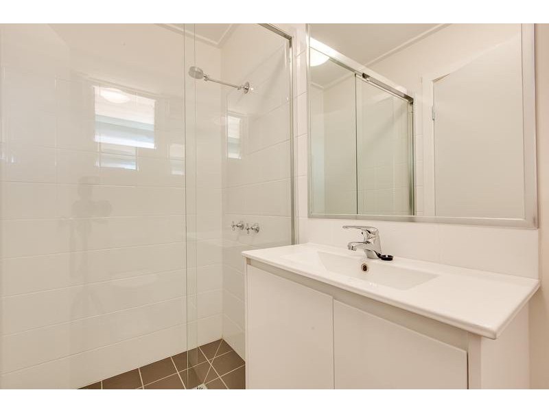 19 Upper Clifton Terrace, Red Hill QLD 4059