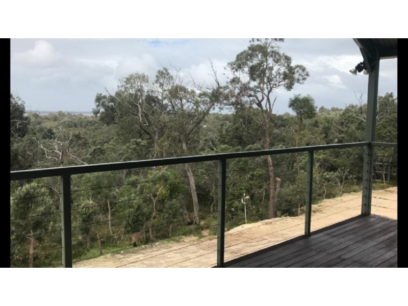 7 Bouvard Drive, Bouvard WA 6211