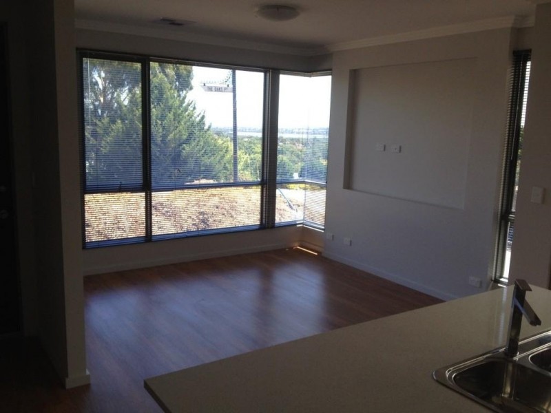 2 The Oaks Parade, Aberfoyle Park SA 5159