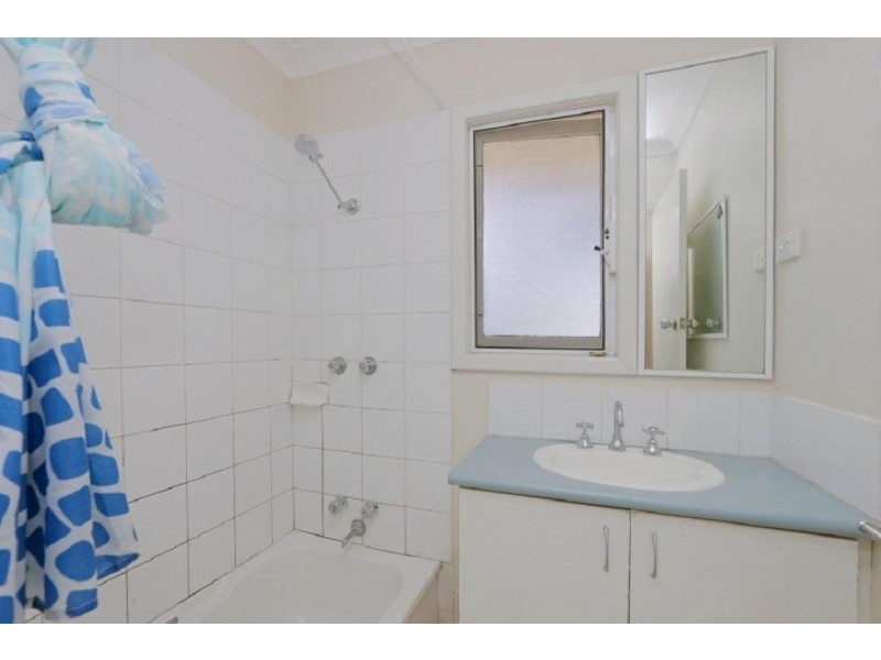 9A Oldfield Road, Girrawheen WA 6064