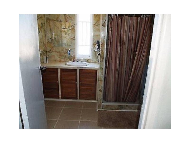 42 Bouverie Street, Mundubbera QLD 4626