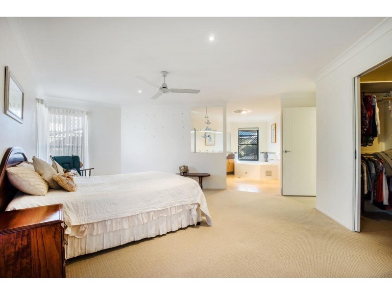19 Oxford Parade, Pelican Waters QLD 4551