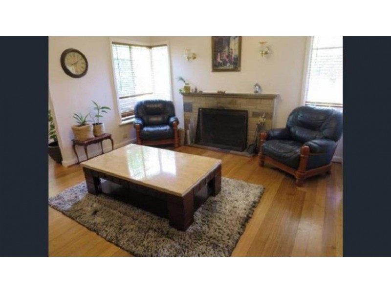 5 The Parade, Clarinda VIC 3169