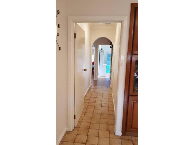 5 The Parade, Clarinda VIC 3169