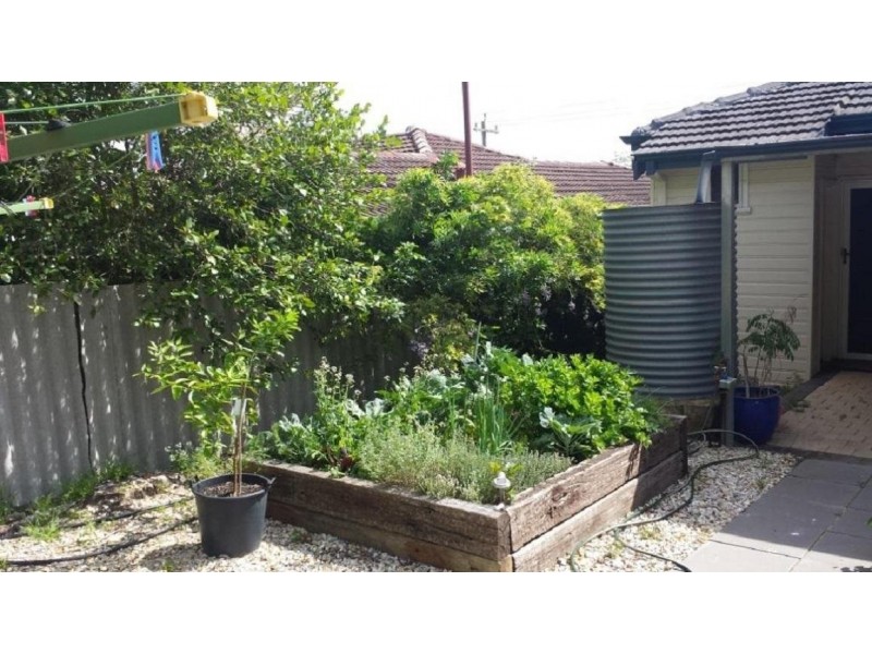 30 Cara Road, Greenmount WA 6056