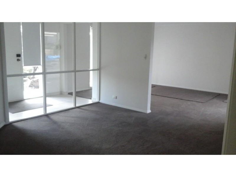 21 Gollop Crescent, Redwood Park SA 5097