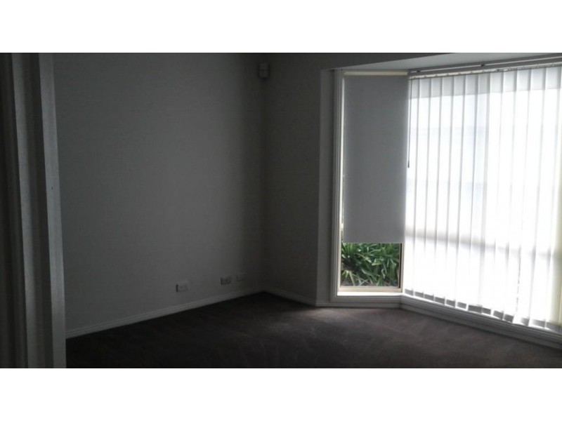 21 Gollop Crescent, Redwood Park SA 5097