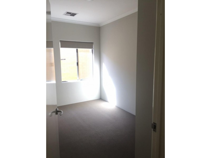 33 Tapioca Drive, Aveley WA 6069