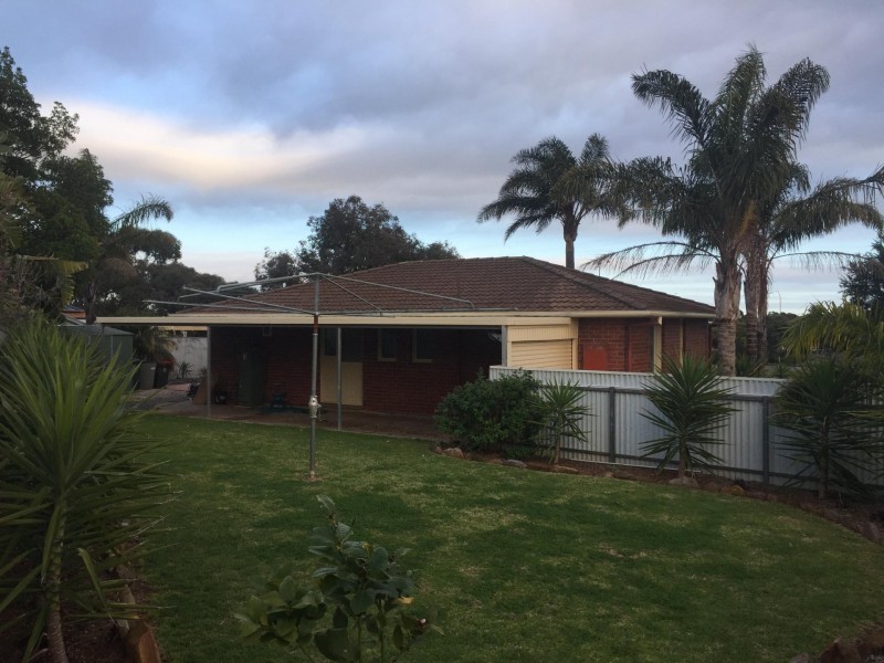 2 Ry Court, Morphett Vale SA 5162