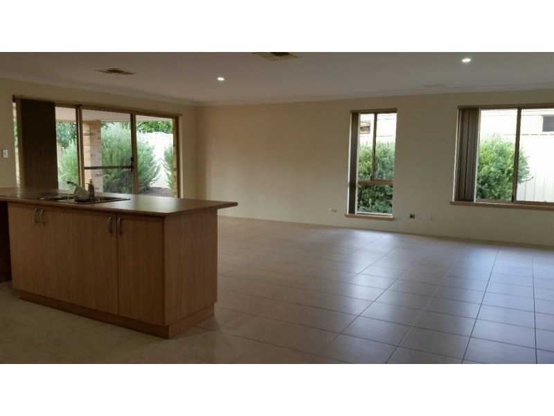 26 Basico Avenue, Sinagra WA 6065
