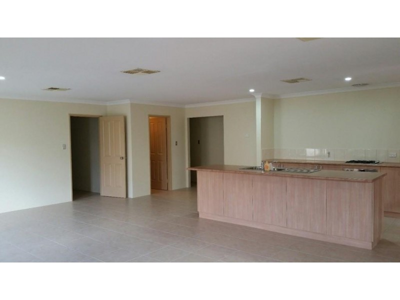 26 Basico Avenue, Sinagra WA 6065