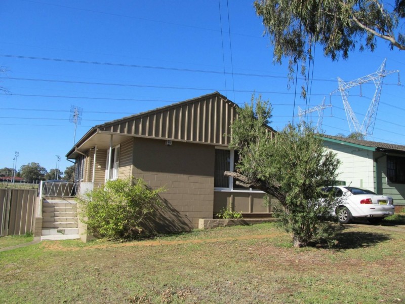 46 Tarawa Road, Lethbridge Park NSW 2770
