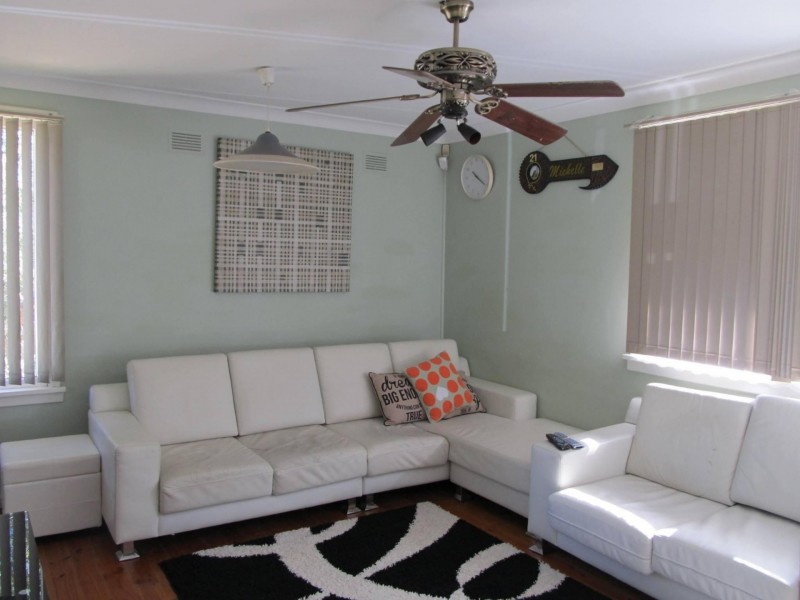 46 Tarawa Road, Lethbridge Park NSW 2770