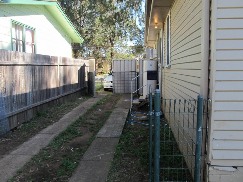 46 Tarawa Road, Lethbridge Park NSW 2770