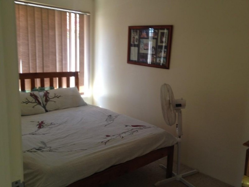 39 Camelot Grove, Carramar WA 6031