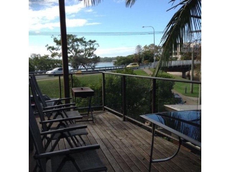 1/3 Bradman Avenue, Maroochydore QLD 4558