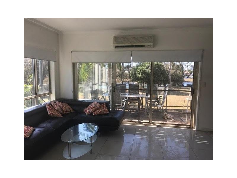 1/3 Bradman Avenue, Maroochydore QLD 4558
