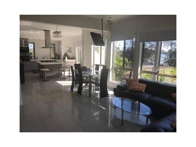 1/3 Bradman Avenue, Maroochydore QLD 4558
