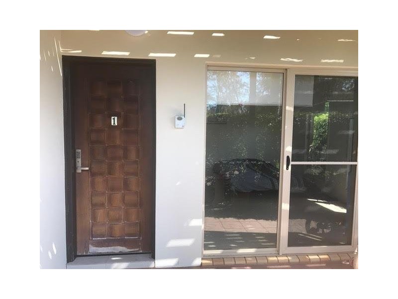 1/3 Bradman Avenue, Maroochydore QLD 4558