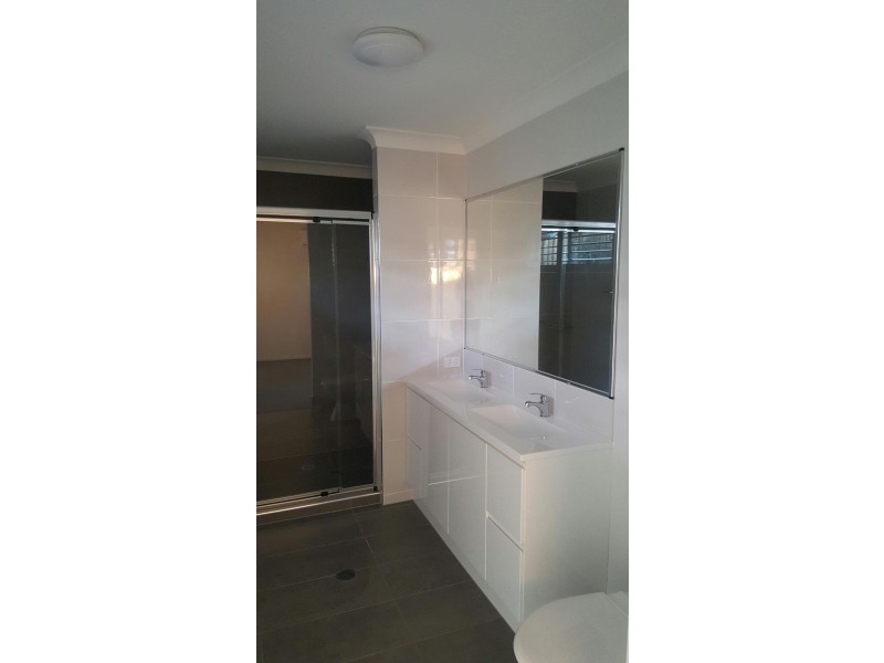 38 Comet Circuit, Warner QLD 4500
