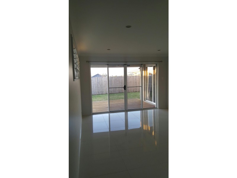 38 Comet Circuit, Warner QLD 4500