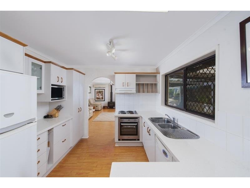 17 Rosewood Street, Daisy Hill QLD 4127