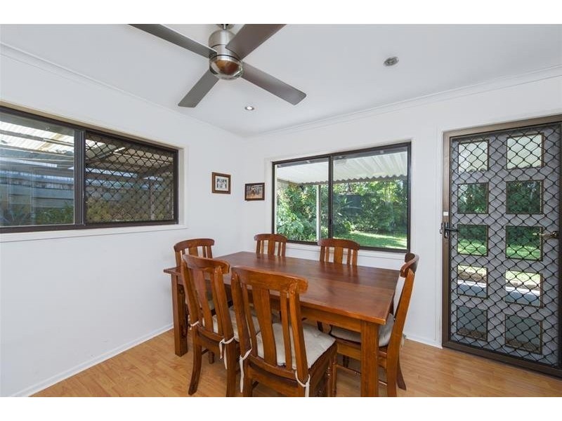 17 Rosewood Street, Daisy Hill QLD 4127