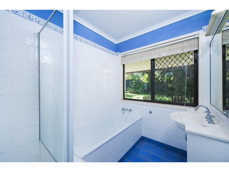 17 Rosewood Street, Daisy Hill QLD 4127