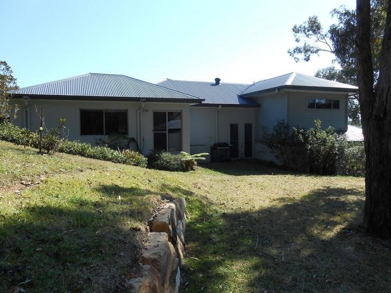 13 Bush Knoll Place, Mount Nathan QLD 4211