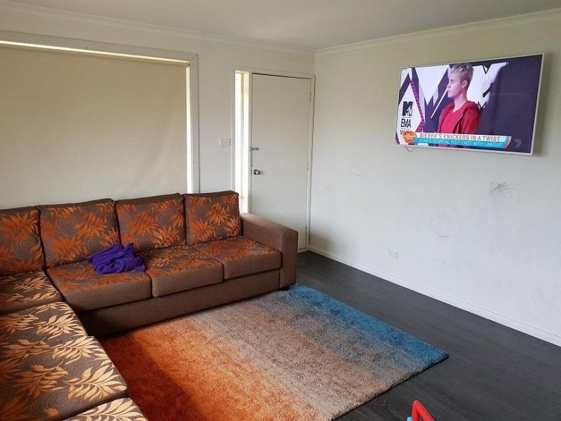 18 Runcorn Crescent, Deer Park VIC 3023