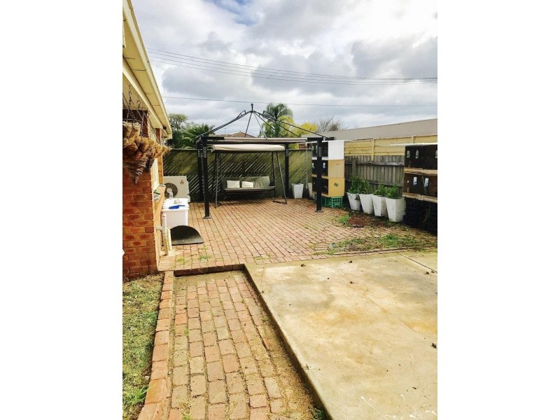 18 Martingale Court, Epping VIC 3076