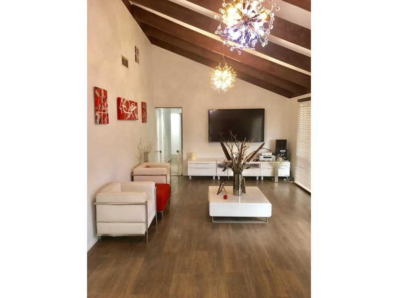 18 Martingale Court, Epping VIC 3076