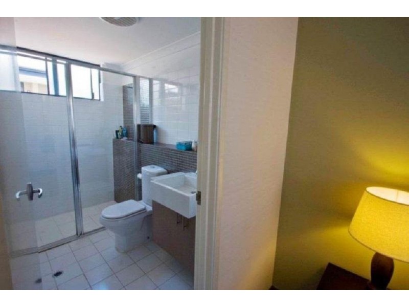 10/13 – 17 Groves Avenue, Attadale WA 6156