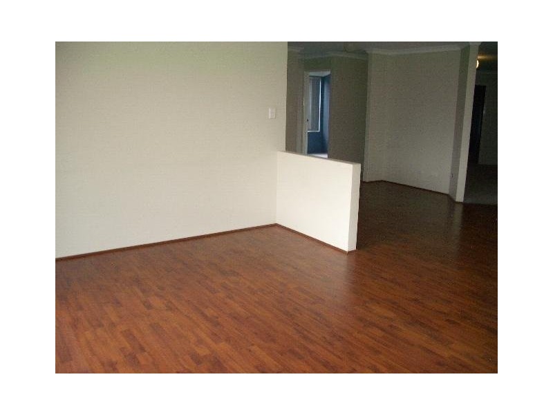 83 Bennett Street, Caversham WA 6055