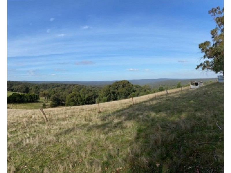 18 Grandmas Road, Smythesdale VIC 3351